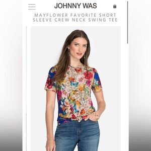 NWOT Johnny Was Mayflower Favorite short sleeve crew swing tee